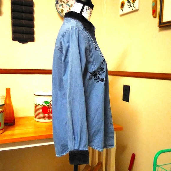 WOMEN'S DENIM SHIRT VINTAGE "BILL BLASS" (sz S) - Picture 3 of 7